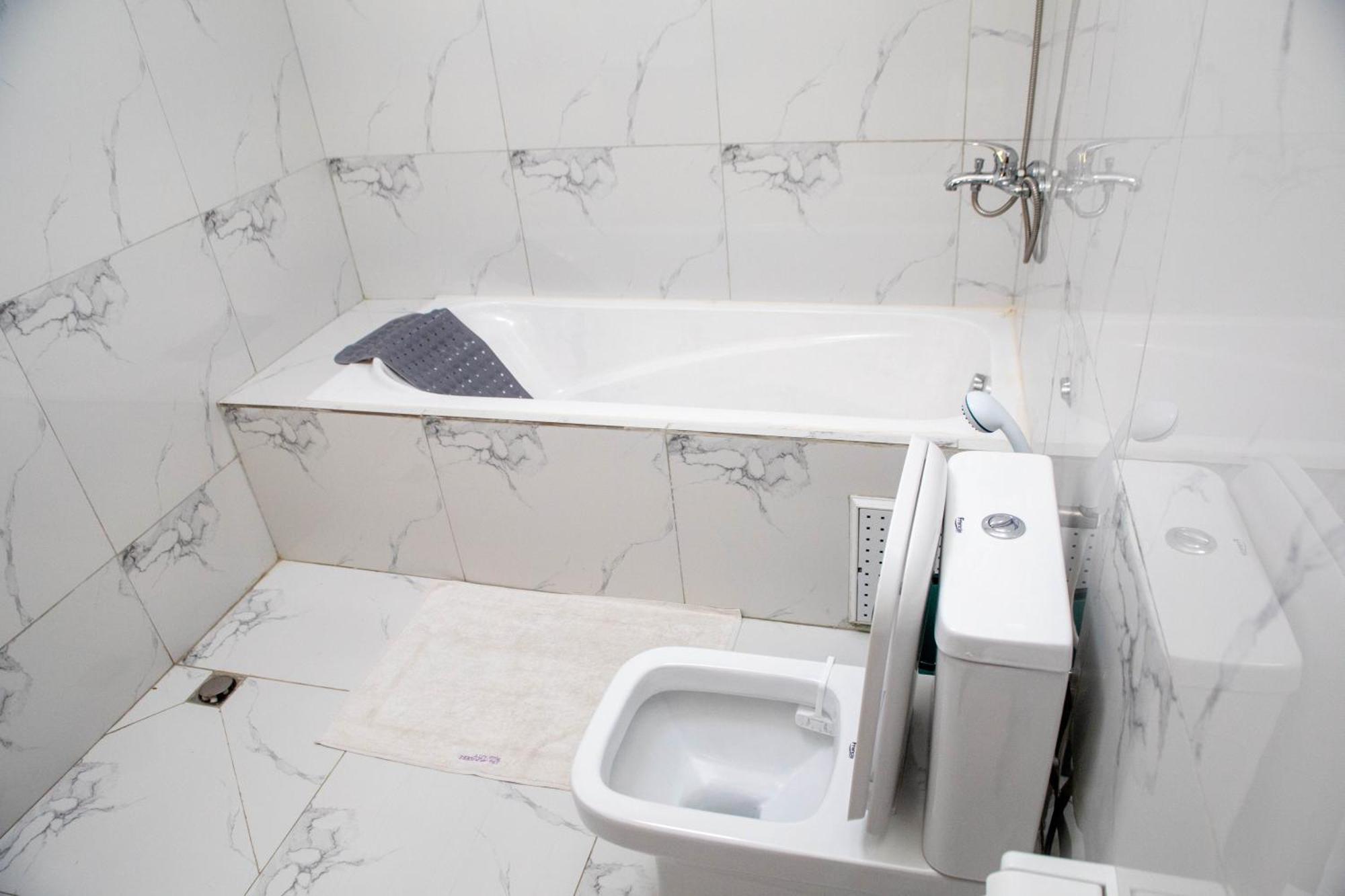 Hotel Les Orchidees Cotonou Zimmer foto