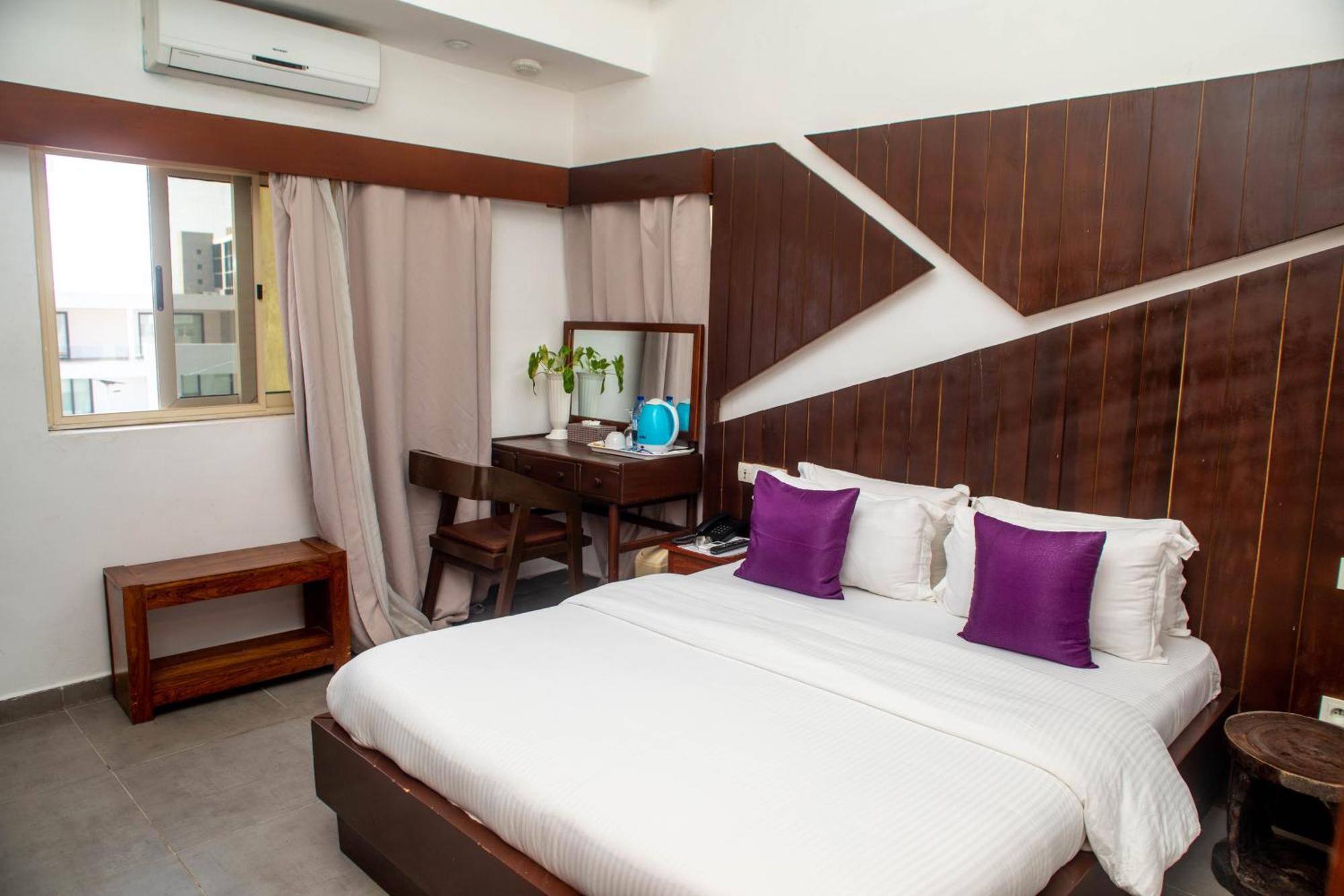 Hotel Les Orchidees Cotonou Zimmer foto